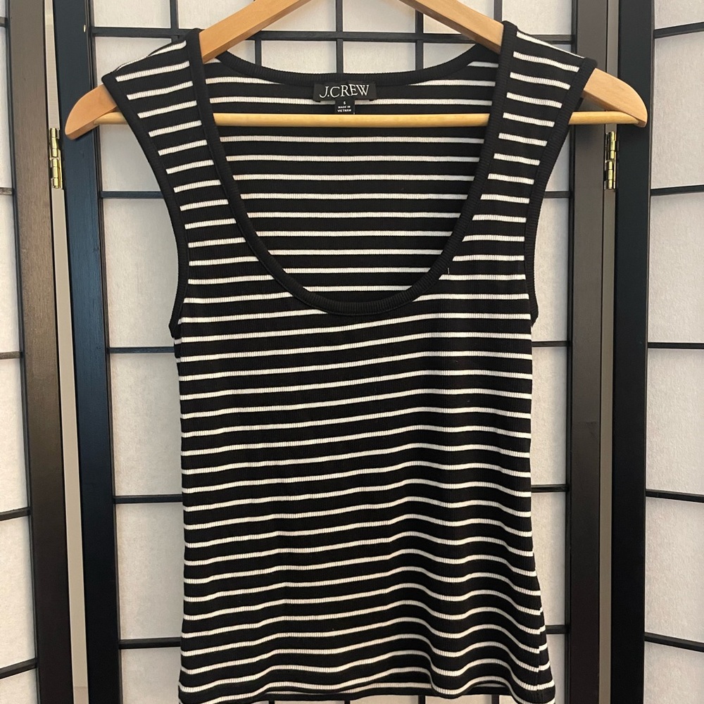 NWOT J. Crew Ribbed Top Scoop Neck Small